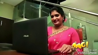 Indian Aunty Gets A Sensual Massage And Fingering In Hd