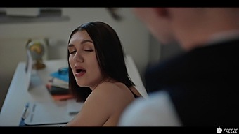 Frozen Time Porn: Spoiled Student Fucks And Cums Inside His Hot Teacher