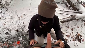 Luna'S Public Snowy Blowjob Almost Gets Caught In Park
