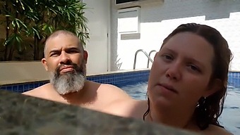 Group Sex Enthusiasts Indulge In Swapping And Threesomes At Parties